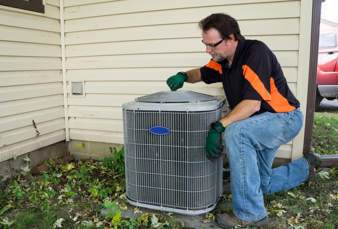 what causes an AC to freeze